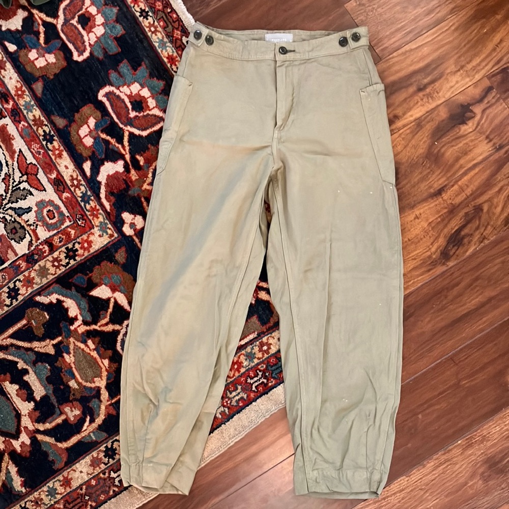 Everlane The Fatigue Barrel Pant in “bay leaf” green, size 6